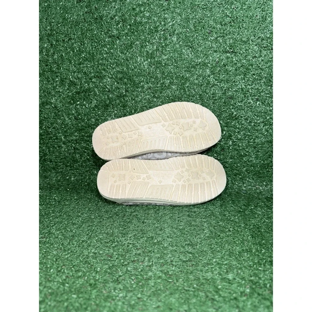 Hey Dude Wendy Toddler Size 11C Grey White‎ Walking Shoes Comfy Loafer Slip On